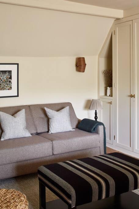 Dawn At The Sun Inn Felmersham, Our Signature Duplex Suite Sharnbrook Екстер'єр фото