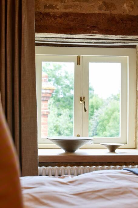 Dawn At The Sun Inn Felmersham, Our Signature Duplex Suite Sharnbrook Екстер'єр фото