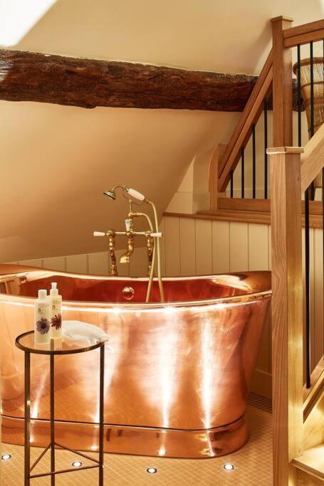 Dawn At The Sun Inn Felmersham, Our Signature Duplex Suite Sharnbrook Екстер'єр фото